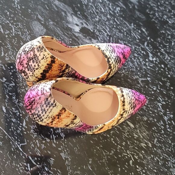 BRAND NEW SHOEDAZZLE STYLISH  MULTICOLOR STILETTO HEELS PUMP - Picture 4 of 16